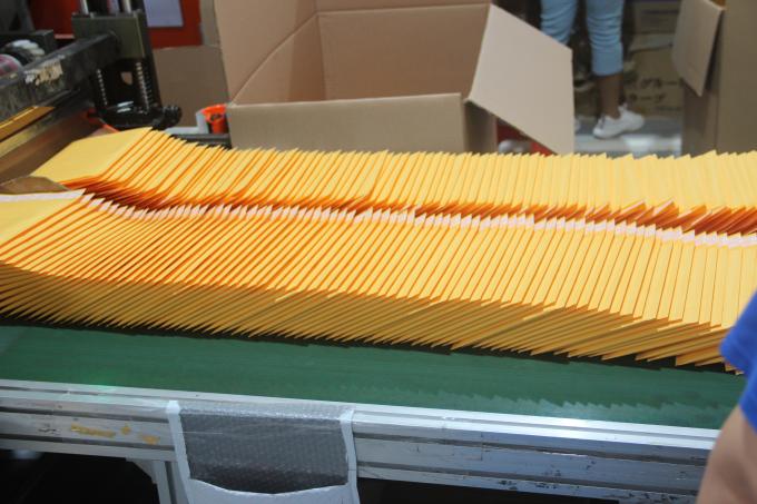 کرافت حباب ارسال کننده بسته بندی پاکت حباب ارسال بسته بندی رول کیسه 4